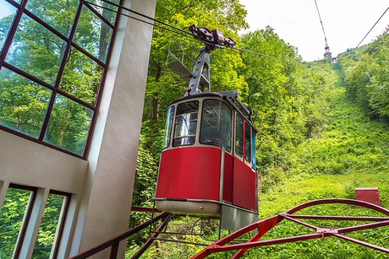 Cable car up Mount Tampa, Brasov