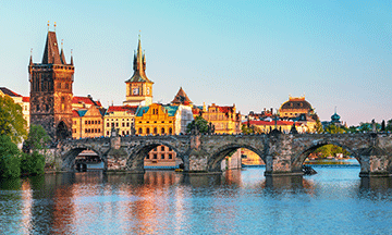 czech-republic-prague-charles-bridge-view