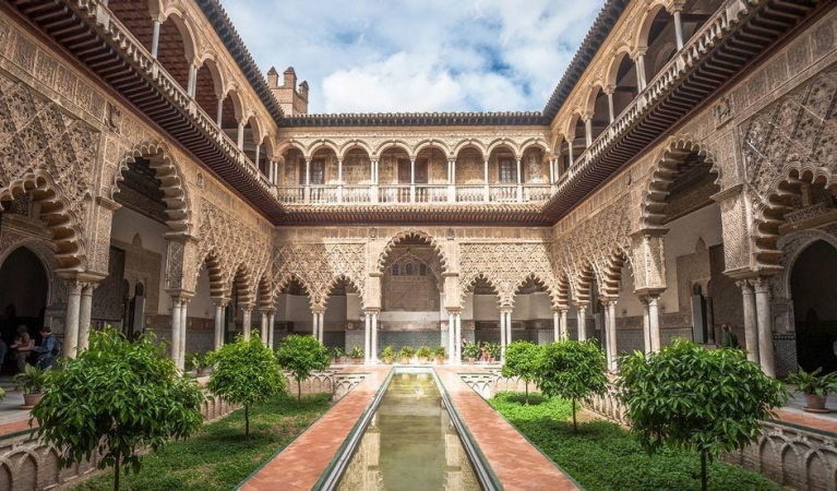 Pátio dos Alcázares de Sevilla