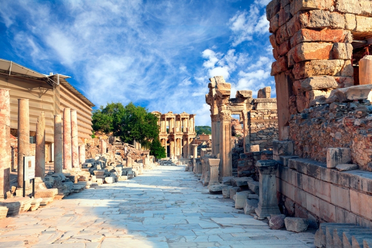Ruínas antigas em Éfeso