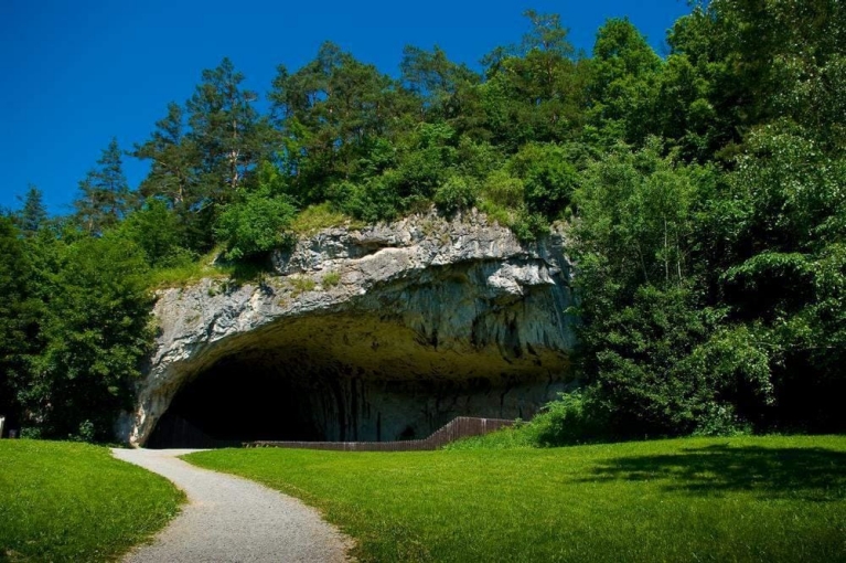Caverna Kulna, região cárstica da Morávia