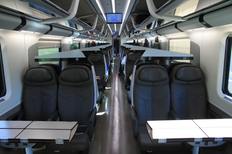 Interior of Le Frecce train 2nd class