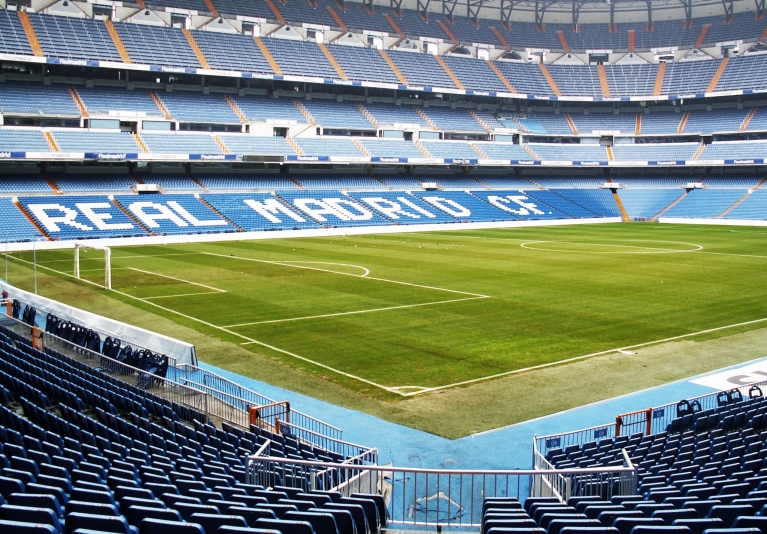 레알 마드리드 축구팀의 홈구장인 산티아고 베르나베우 스타디움(Santiago Bernabéu Stadium)