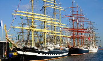 lithuania-klaipeda-sea-festival-old-sail-boats