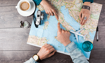 travel-planning-map-couple-italy